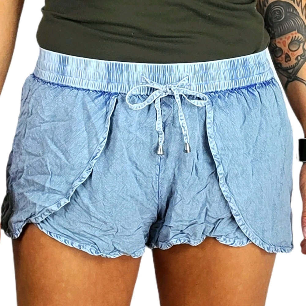 EarthBound Ruffled Faux Denim Shorts Size Large